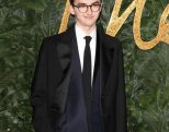 Isaac Hempstead Wright's 'intense stare' is because he is 'blind'