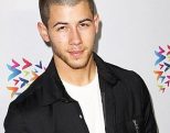 Nick Jonas liked connecting with Selena Gomez