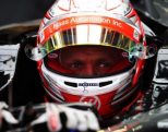 Magnussen raser mod Hamilton