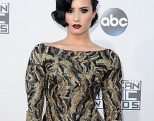 Demi Lovato oozed class at AMAs