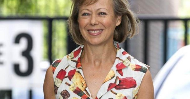 Jenny Agutter Call The Midwife Team Battled Elements For Christmas Special 