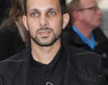 Dynamo practised magic tricks on 'ruffians'