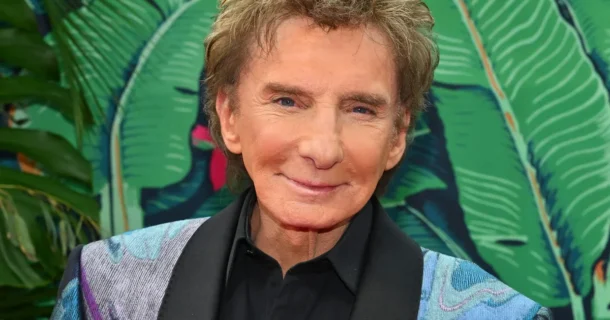 Barry Manilow Postpones Concerts Following Lung Cancer Surgery