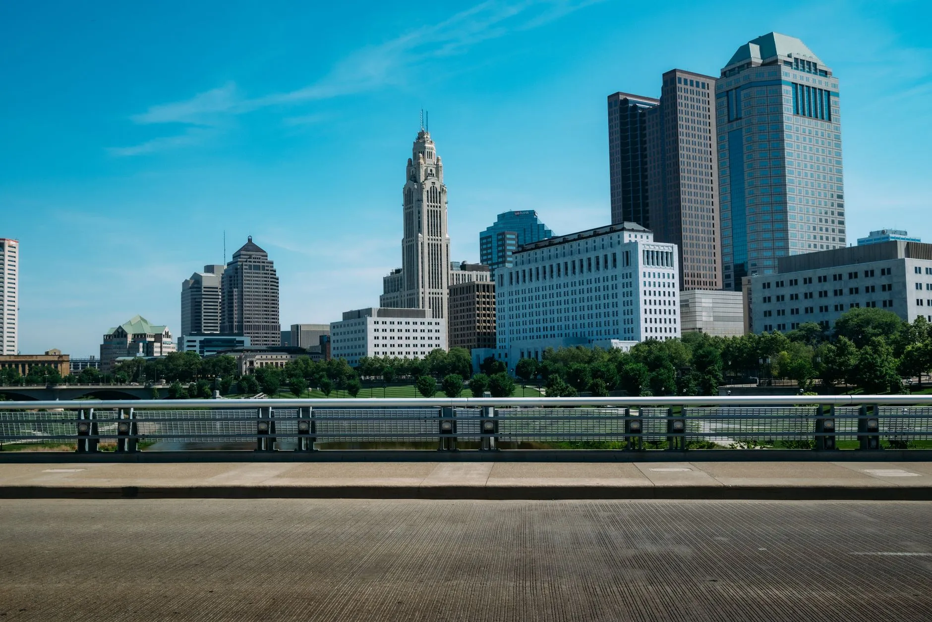 Columbus rooftops on a clear autumn morning