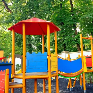 WESOŁE NUTKI ul. Księdza Marcina Lutra image 1