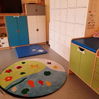 Niepubliczny Żłobek Słonik z Montessori image 9