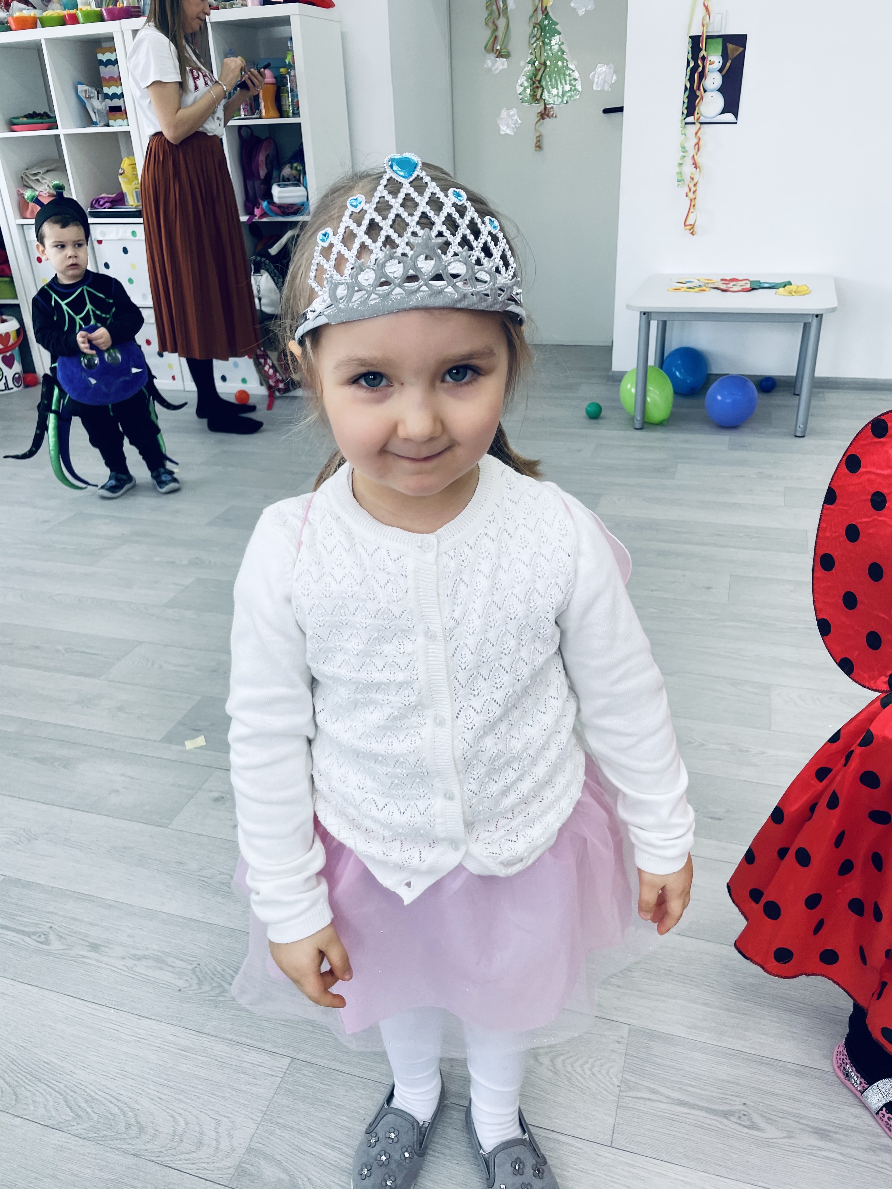 Niepubliczne Przedszkole Dwujęzyczne ,,Bajkowy Zakątek'' - miniatura 30