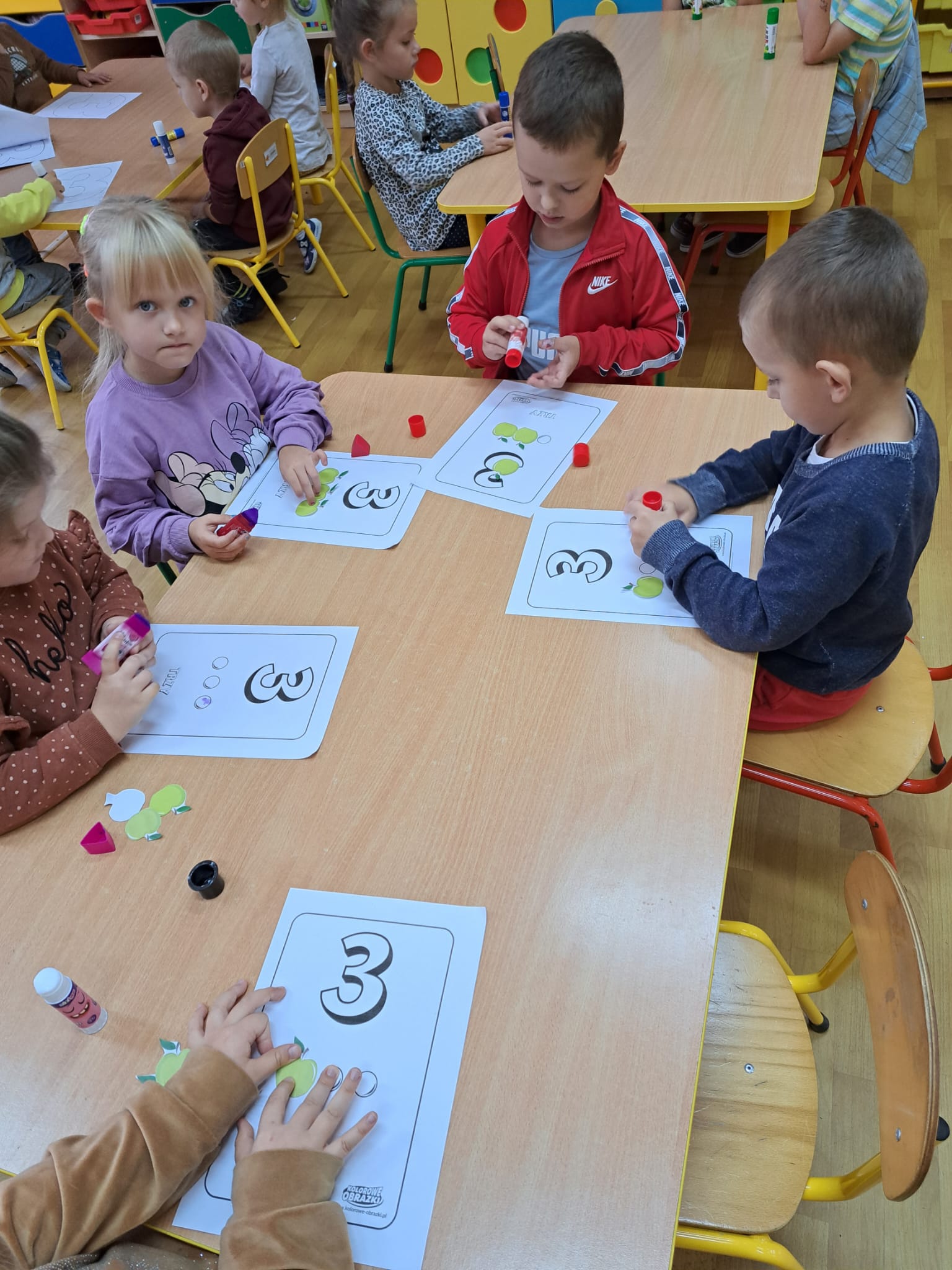 Przedszkole Gminne w Gwiazdowie filia w Boleszewie - miniatura 99