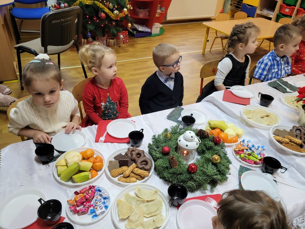 Przedszkole Gminne w Gwiazdowie filia w Boleszewie - miniatura 59