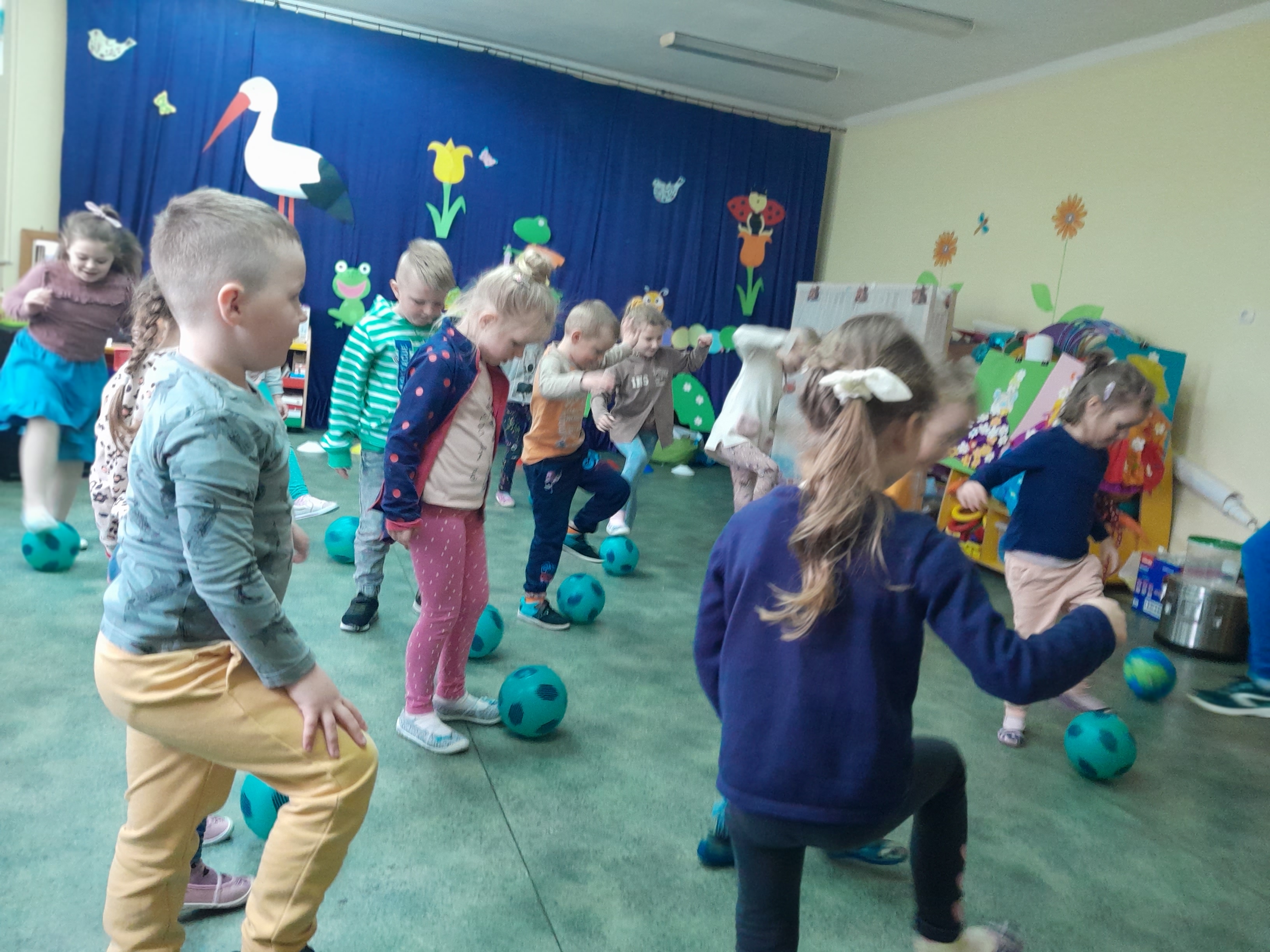 Przedszkole Gminne w Gwiazdowie filia w Sławsku - miniatura 35