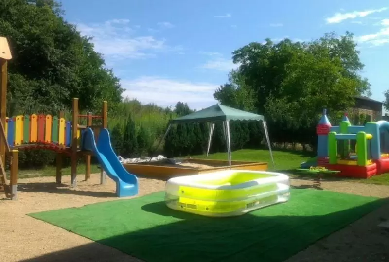 MYSŁOWICE Madzik Place Kindergarten Przedszkole Niepubliczne - miniatura 11