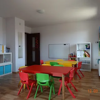 Przedszkole Niepubliczne Madzik Place Kindergarten image 3