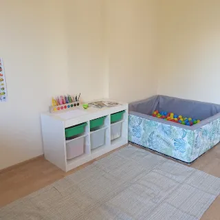 Niepubliczny Punkt Przedszkolny Montessori Rozkwit image 2