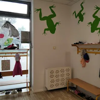 PRZEDSZKOLE NIEPUBLICZNE ZIELONA ŻYRAFA image 3