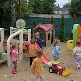 ŚWIERSZCZYK Żłobek w Górze Kalwarii image 1