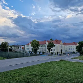 PUNKT PRZEDSZKOLNY W SZKOLE PODSTAWOWEJ NR 1 IM. ARMII KRAJOWEJ W GOSTYNINIE image 1