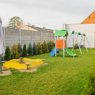 Żłobek niepubliczny "U 7 krasnoludków" s.c. Małgorzata Koszuta, Grazyna Rosa image 2