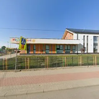 PRZEDSZKOLE 'WESOŁY PROMYK' W NOWYCH PIEKUTACH image 1