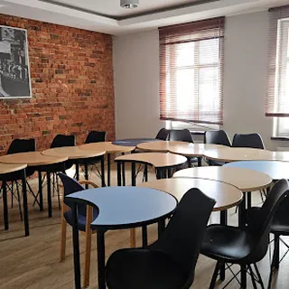 PRZEDSZKOLE PUBLICZNE DWUJĘZYCZNY MALUCH image 1