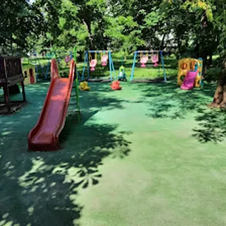 PRZEDSZKOLE NIEPUBLICZNE "MALEŃSTWO I PRZYJACIELE" image 2