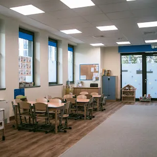 Przedszkole Niepubliczne Kolorowe Kredki image 3