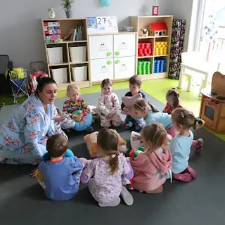 Prywatne Przedszkole Biedroneczka image 1