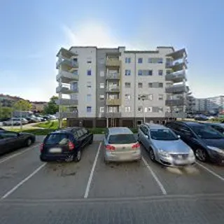PRZEDSZKOLE "PRZYJAZNY ZAKĄTEK" image 1