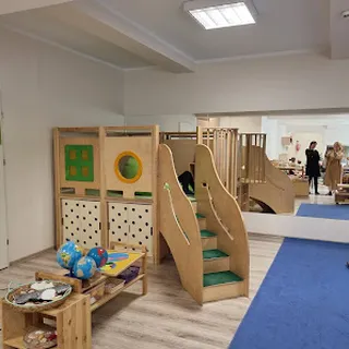 Żłobek Ogrody Montessori  filia Jeżyce image 2