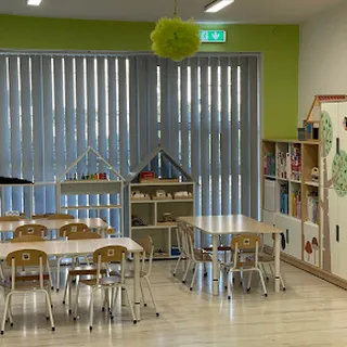 DWUJĘZYCZNY PUNKT PRZEDSZKOLNY ,,WILD FOX'' O PROFILU MONTESSORI image 1