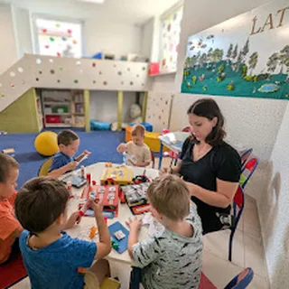 Niepubliczny Punkt Przedszkolny Pyramid Daj Uśmiech Zenon Kurek image 1