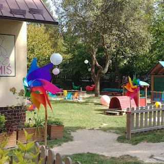 Prywatne Przedszkole Miś image 1