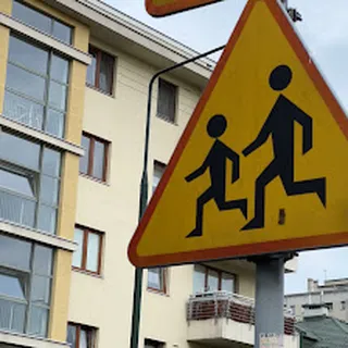 PRZEDSZKOLE Z ODDZIAŁAMI INTEGRACYJNYMI NR 310 image 2