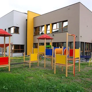 NIEPUBLICZNE PRZEDSZKOLE JĘZYKOWE "DZIECI ŚWIATA" image 2