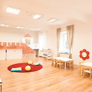 PRZEDSZKOLE WŁOSKIE PICCOLO LEONARDO image 3