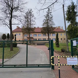 PUBLICZNE PRZEDSZKOLE IM. KSIĘDZA JERZEGO POPIEŁUSZKI W ŁOWCZOWIE image 1