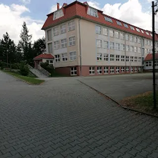 Publiczne Przedszkole W Polskiej Cerekwi Z Oddziałem Zamiejscowym W Zakrzowie image 1