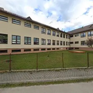 Prywatne Niepubliczne Przedszkole Miś Uszatek image 1