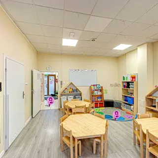 Dwujęzyczny Niepubliczny Żłobek "Małe Cuda - Little Miracles" image 5