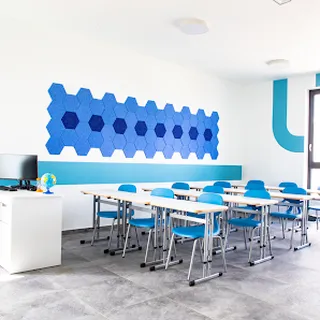 World School  image 2