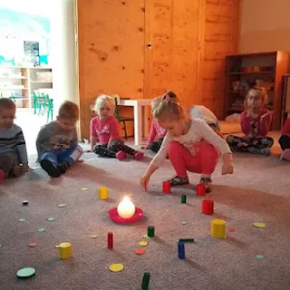 "ZAMECZEK" NIEPUBLICZNE PRZEDSZKOLE AKTYWNOŚCI TWÓRCZEJ MONTESSORI W SIEDLCACH image 4