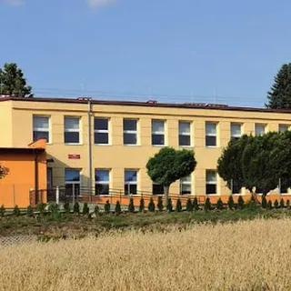 Zespół Placówek Oświatowych W Klementowicach Gminne Przedszkole image 2