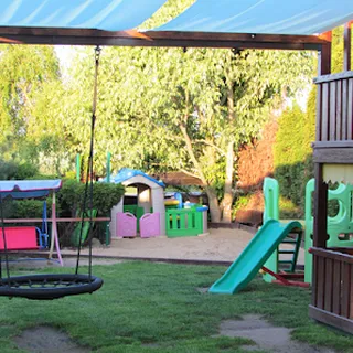 Przedszkole Baśniowy Świat image 2