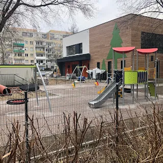 PRZEDSZKOLE NR 330 "POD MODRZEWIEM" image 2