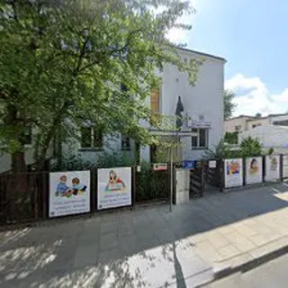 PRZEDSZKOLE JĘZYKOWE "BAJKOWA KRAINA" image 3
