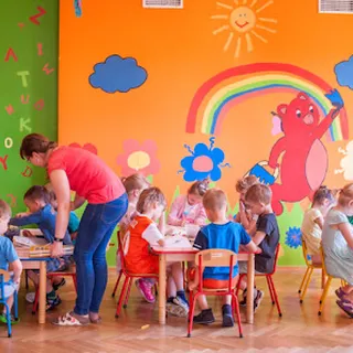 PRZEDSZKOLE NIEPUBLICZNE "ZIELONY SŁONIK" image 2