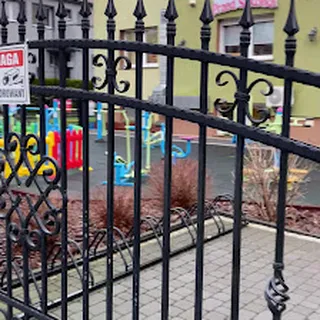 NIEPUBLICZNE PRZEDSZKOLE ARTYSTYCZNE I JĘZYKOWE PRZED-SZKÓŁKA W OPOLU image 4