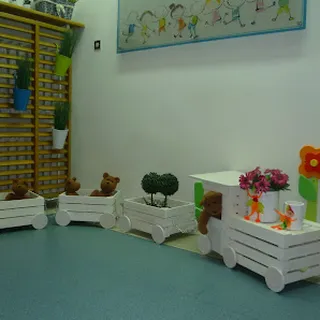 PRZEDSZKOLE NR 126 "ZACZAROWANE PODWÓRKO" image 4