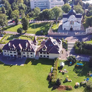 NIEPUBLICZNE PRZEDSZKOLE ŚWIĘTEJ RODZINY Z NAZARETU image 2