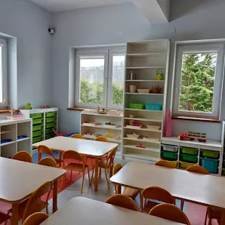 NIEPUBLICZNY ŻŁOBEK MONTESSORI KASZTANOWE WZGÓRZE image 2