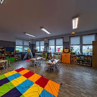 Przedszkole Niepubliczne "Smocze Wzgórze" image 2